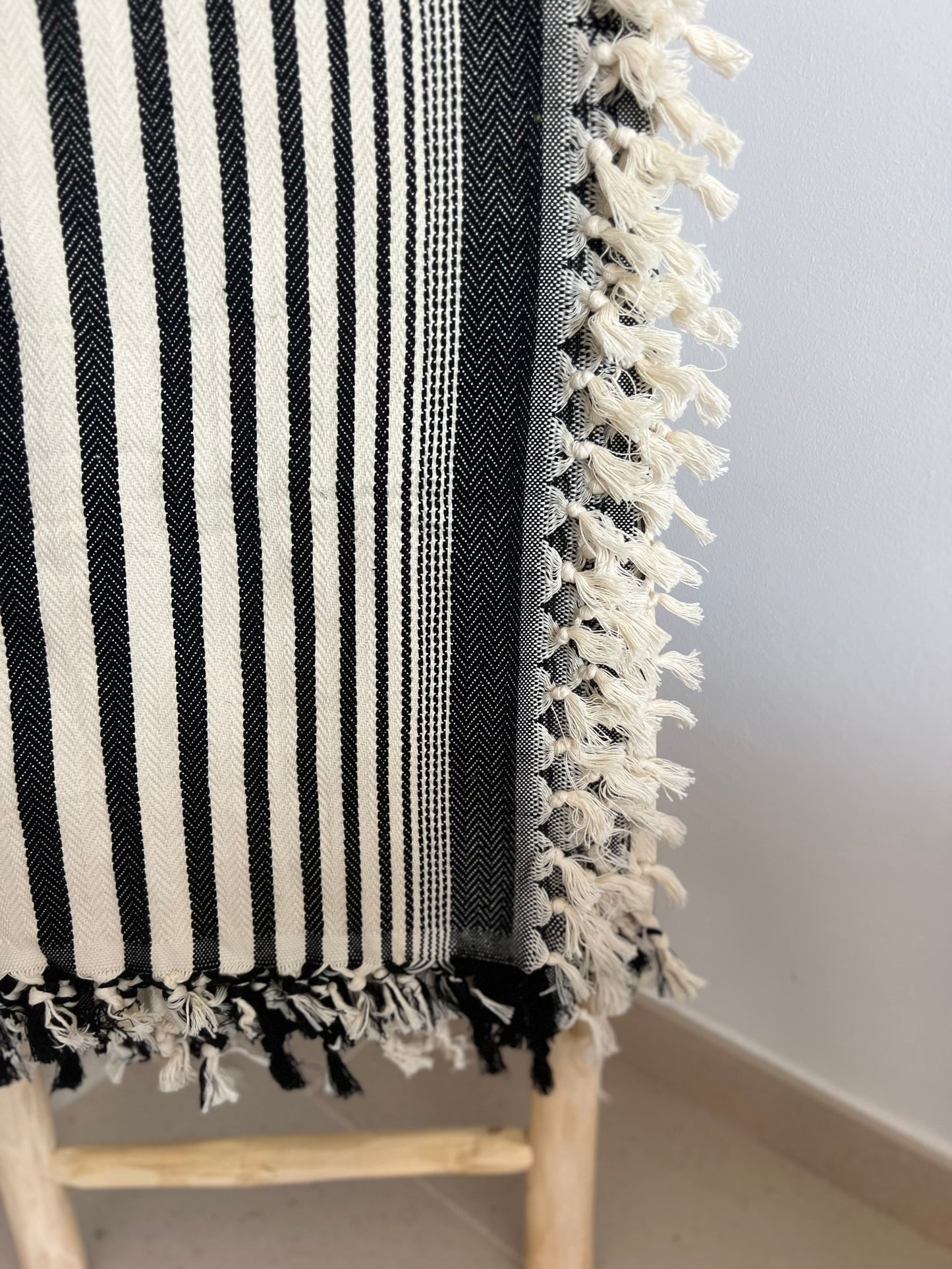 Anatolia Lines Throw