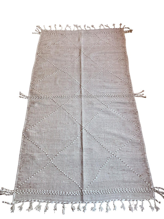 Zanafi Rug 273x154cm - UNIQUE