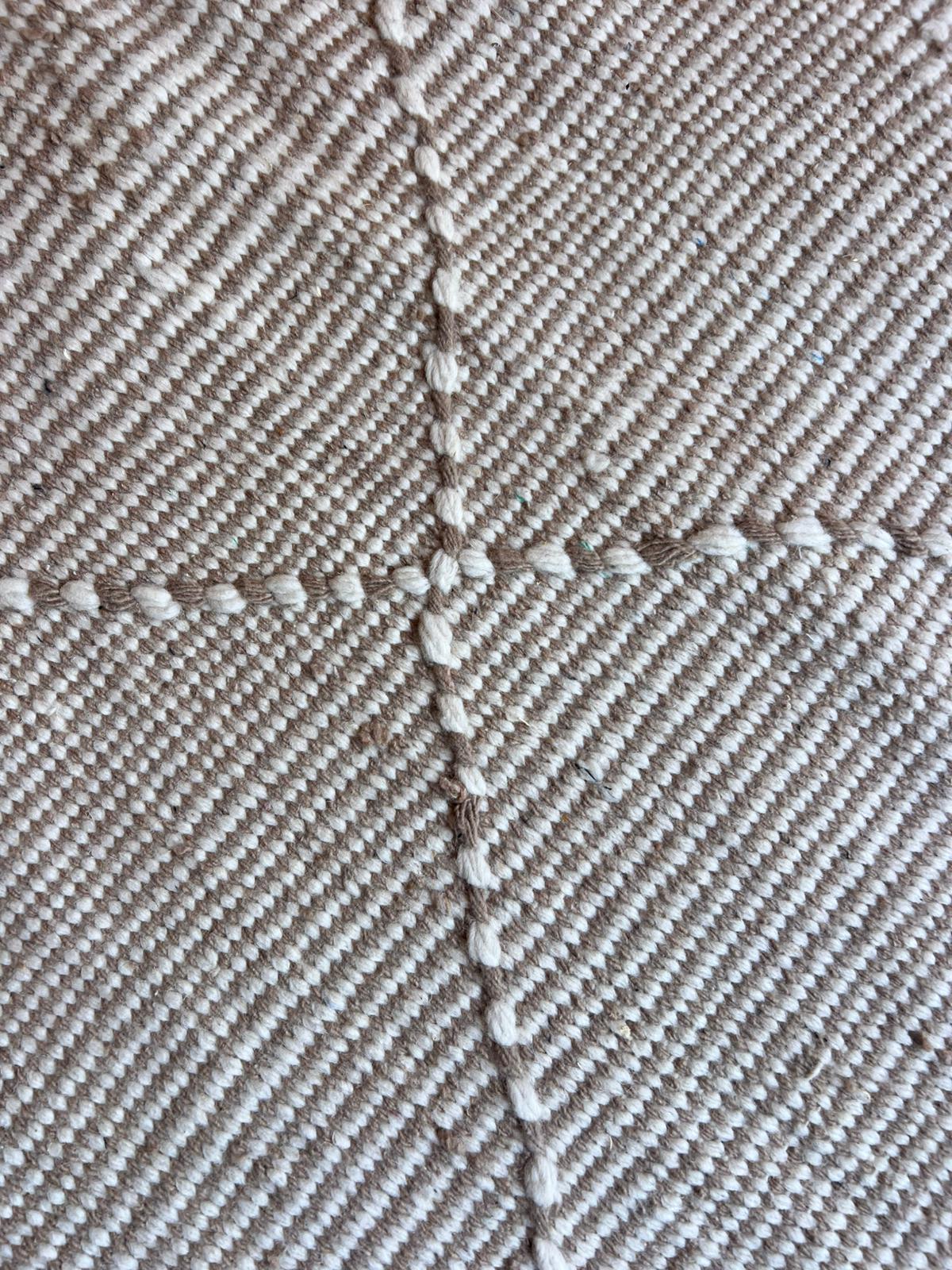 Zanafi Rug 273x154cm - UNIQUE