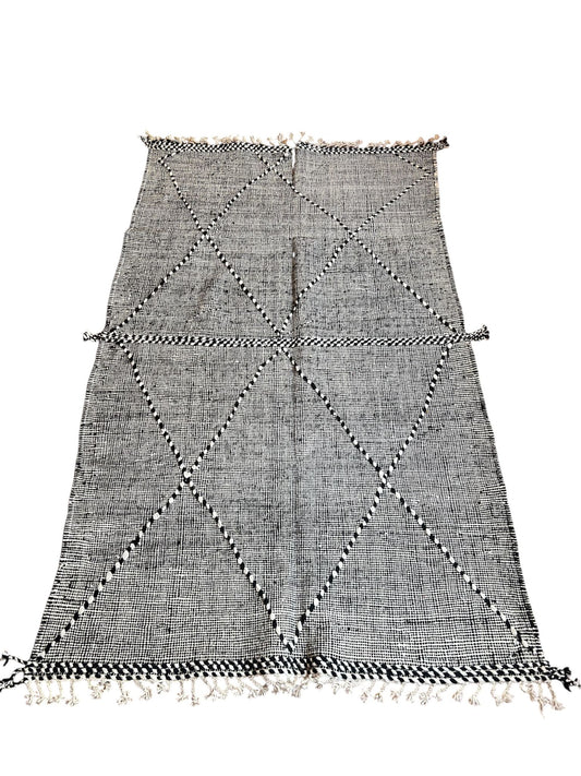 Zanafi Rug 155x255cm - UNIQUE