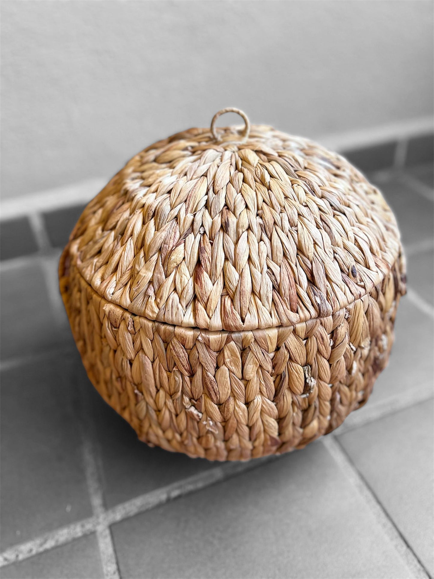Acorn Basket